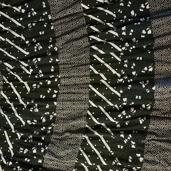 Women's bohemian style skirt with built in lining by Highgate Ltd size Large - Picture 2 of 4